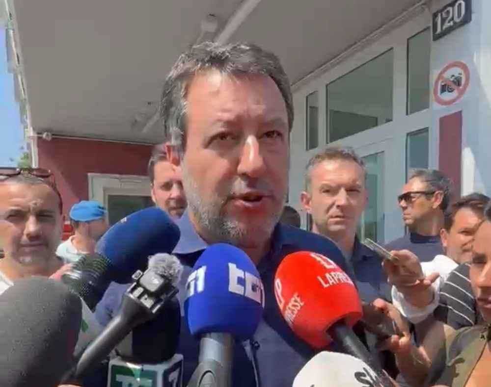 Matteo Salvini durante una precedente visita al carcere di Bollate