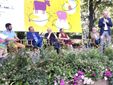 Alcuni momenti della presentazione tenuta ieri sera ai Giardini della Rocca Alcuni momenti della presentazione tenuta ieri sera ai Giardini della Rocca