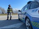 L'uomo è stato sottoposto a controlli da una pattuglia della Polizia Stradale di Bra