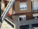 Cuneo, cedimento dell'intonaco da una palazzina all'angolo tra le vie Schiapparelli e Sella: nessun ferito Cuneo, cedimento dell'intonaco da una palazzina all'angolo tra le vie Schiapparelli e Sella: nessun ferito
