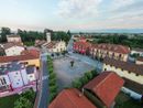 Nuove installazioni nel cuore di Salmour e Sant’Antonino: aiuola in piazza Caduti e giostra restaurata in frazione