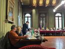 In piedi il consigliere Riccardo Spolaore