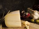 Il documento di Slow Food sui formaggi a latte crudo:  evitare i toni allarmistici, in gioco c’è una ricchezza incommensurabile