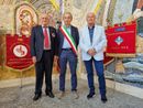I presidenti di Avis e Fidas, Armando Verrua e Tommaso Allocco, con il sindaco di Bra, Gianni Fogliato