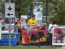Alba, la Vuelta si colora di protesta: striscioni contro la corrida lungo il percorso
