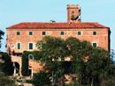 Il castello di Monteu Roero Il castello di Monteu Roero