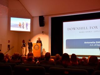 Foto Asia Barolo Foto Asia Barolo