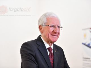 Foto Asia Barolo Foto Asia Barolo