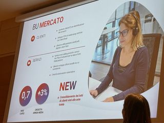 Nelle foto alcuni momenti della presentazione tenuta ieri in Sala Beppe Fenoglio ad Alba