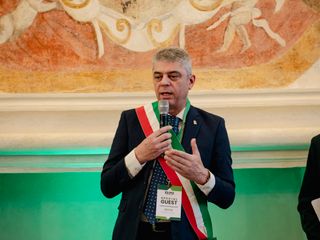 Il sindaco di Roddi Roberto Davico Il sindaco di Roddi Roberto Davico