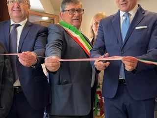 Nelle foto alcuni momenti dell'inaugurazione tenuta ieri