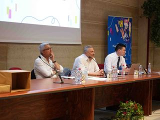 Nelle immagini alcuni momenti dell'assemblea