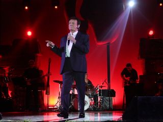 Massimo Ranieri sul palco dell'Anima Festival (foto Cristiano Sabre)