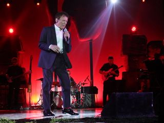 Massimo Ranieri sul palco dell'Anima Festival (foto Cristiano Sabre)