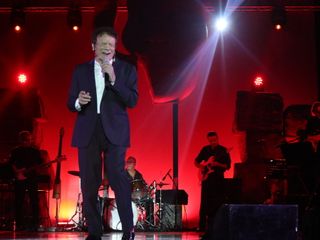 Massimo Ranieri sul palco dell'Anima Festival (foto Cristiano Sabre)