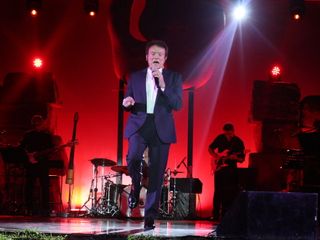 Massimo Ranieri sul palco dell'Anima Festival (foto Cristiano Sabre)