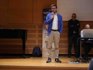 Alcuni momenti dall'assemblea di zona tenuta in Sala Fenoglio