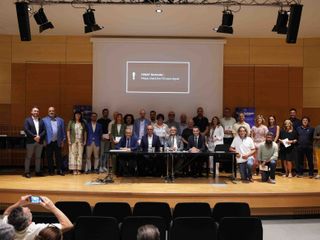 Alcuni momenti dall'assemblea di zona tenuta in Sala Fenoglio