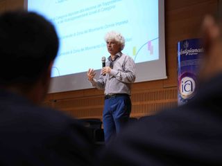 Alcuni momenti dall'assemblea di zona tenuta in Sala Fenoglio