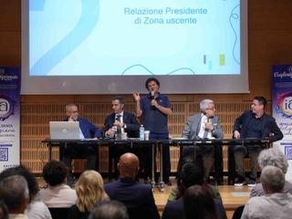 Alcuni momenti dall'assemblea di zona tenuta in Sala Fenoglio