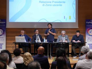 Alcuni momenti dall'assemblea di zona tenuta in Sala Fenoglio