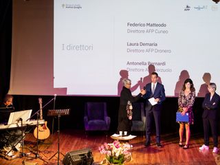 Nelle foto alcuni momenti della premiazione tenuta questa mattina a Dronero Nelle foto alcuni momenti della premiazione tenuta questa mattina a Dronero