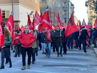 Scatti dalla manifestazione in corso a Cuneo