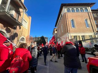 Scatti dalla manifestazione in corso a Cuneo