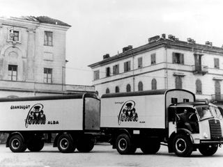 Mezzi di trasporto Ferrero, nei primi anni di vita dell'industria dolciaria