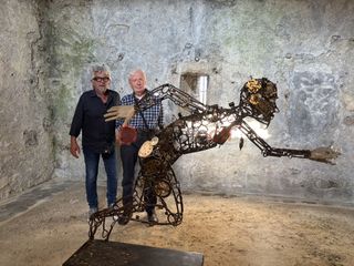 L'artista con il sindaco di Vinadio