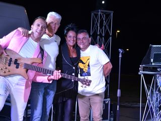 Musicisti che hanno animato l'ultima serata danzante di "E...state a Bra" - foto di Luciano Cravero