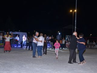 Coppie danzanti all'ultima serata di "E...state a Bra" - foto di Luciano Cravero