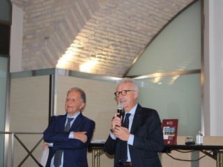 Alcuni momenti dell'evento di presentazione di prodotti tipici regionali a Roma