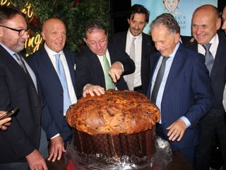 Alcuni momenti dell'evento di presentazione di prodotti tipici regionali a Roma