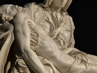 La Pietà di Michelangelo in mostra a Palazzo Banca d'Alba, dal 22 novembre 2025 al 1° marzo 2026. La Pietà di Michelangelo in mostra a Palazzo Banca d'Alba, dal 22 novembre 2025 al 1° marzo 2026.
