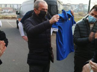 Ad accogliere il gruppo il sindaco Gianni Fogliato