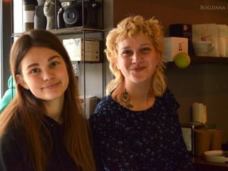 Daryna con la collega Anya Snitkina