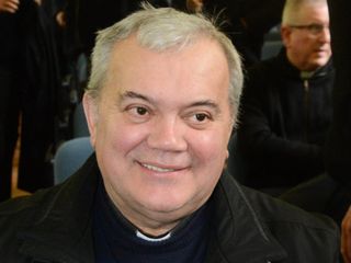 Il compianto don Renzo Costamagna, prete degli ultimi e appassionato storico, scomparso nel settembre 2020