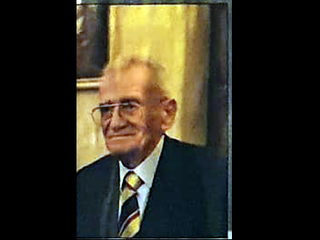 Luciano Gallo ha raggiunto la rispettabile età di 90 anni Luciano Gallo ha raggiunto la rispettabile età di 90 anni