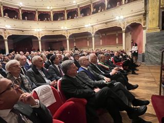 Alcuni momenti della cerimonia tenuta al Teatro Toselli di Cuneo