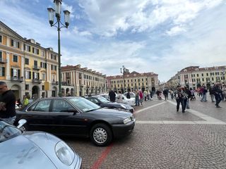 Appassionati, collezionisti e curiosi si sono dati appuntamento in Piazza Galimberti a Cuneo per l’Interclub Piemonte-Valle d’Aosta