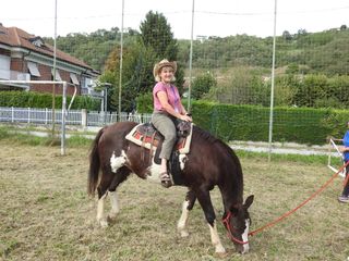 Alcuni momenti comunitari dei tre giorni di festa e volontariato a Cinzano