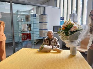 aluzzo, Ufficio Postale festeggiati i 100 anni di Bruna Andreis, già direttrice della Filiale aluzzo, Ufficio Postale festeggiati i 100 anni di Bruna Andreis, già direttrice della Filiale