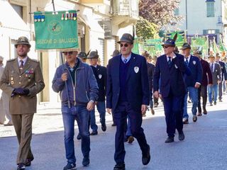 Nelle foto alcuni momenti del 29° raduno degli Artiglieri del Gruppo Aosta - Foto Paola Ravazzi