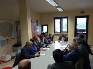 Un incontro del tavolo di coordinamento convocato a Cuneo dalla Provincia