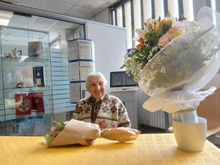 Saluzzo, Ufficio Postale festeggiati i 100 anni di Bruna Andreis, già direttrice della Filiale Saluzzo, Ufficio Postale festeggiati i 100 anni di Bruna Andreis, già direttrice della Filiale