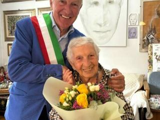 Saluzzo, Ufficio Postale festeggiati i 100 anni di Bruna Andreis, già direttrice della Filiale Saluzzo, Ufficio Postale festeggiati i 100 anni di Bruna Andreis, già direttrice della Filiale
