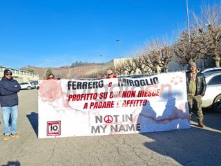 La protesta nell’area industriale di viale Nogaris a Pollenzo, presso Bra