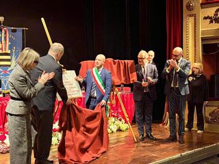 L'arrivo in città di Alberto di Monaco e l'incontro al Teatro Marenco