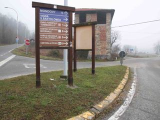 L'imbocco della strada provinciale che porta a regione Gambarello e ad Antiche Macine